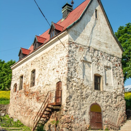 Железнодорожный круиз из Москвы в Карелию весной: 3 города, природа и ретропоезд