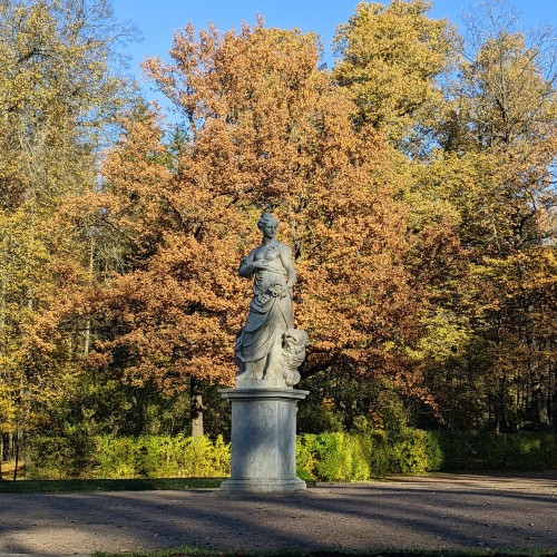 Детская экскурсия по Павловскому парку «Обитель муз»