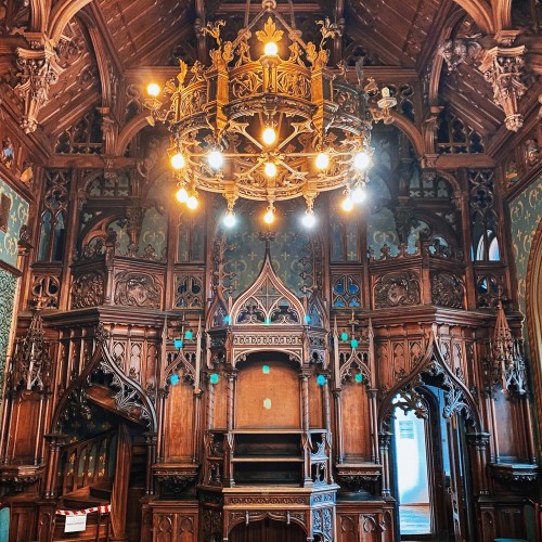 Золото, призраки и тайны особняка Кельха