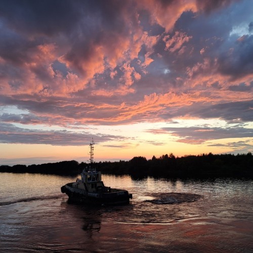 В экспедицию на корабле: из Калининграда в Санкт-Петербург