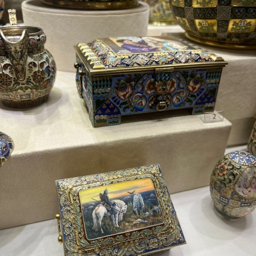 Сокровища Фаберже: истории в драгоценностях