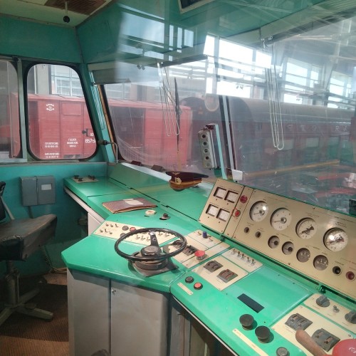 Живая сталь в Музее железных дорог в Петербурге (билеты включены)