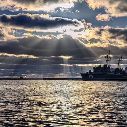 Кронштадт — война и мир