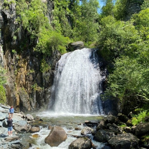 Золотое кольцо Алтая: долина Чулышман, Телецкое озеро и треккинг к труднодоступному водопаду