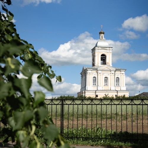 Старинные монастыри под Великим Новгородом (на вашем авто)