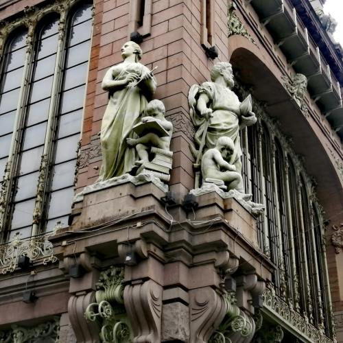 Мобильный квест в Петербурге «Бешеные деньги не знают покоя»