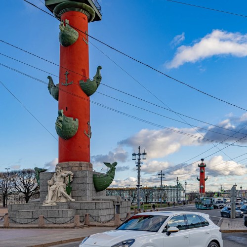 Петербург на Porsche Cayenne с панорамной крышей