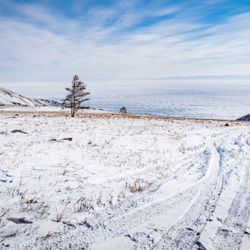 На застывший Байкал в мини-группе: Ольхон с севера на юг и Тажеранские степи