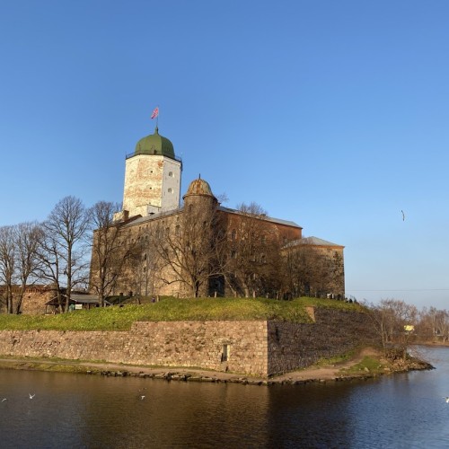 Таинства и вкусы Выборга с посещением «Монрепо» и Кронштадта