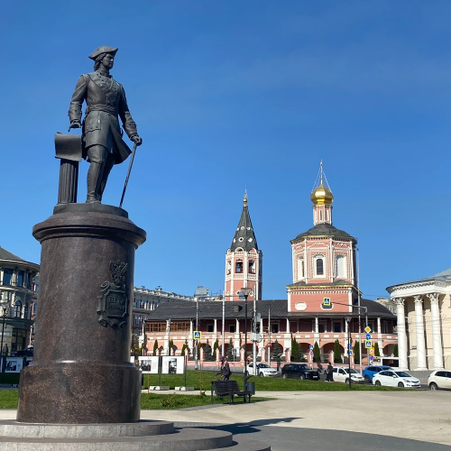 Саратов, история, тропики: экскурсия по городу с посещением лимонария
