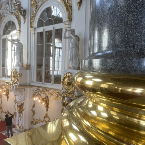 Детская экскурсия «Эрмитаж в Зазеркалье»