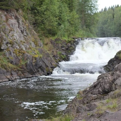Выходные в Карелии: Петрозаводск, Рускеала и водопады