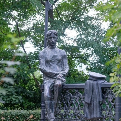 На цветение сирени в Липецкую область из Москвы: Богородицк, Елец и природа