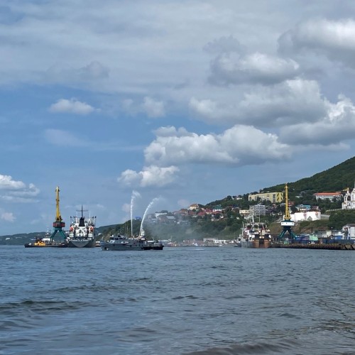 Камчатские приключения: треккинги, сплав, морские прогулки