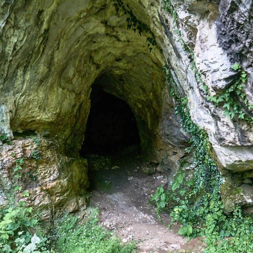 Царский каньон и таинственные пещеры