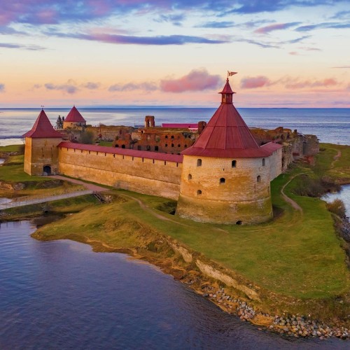 Поездка на мотоциклах в Кронштадт+Петергоф или крепость Орешек