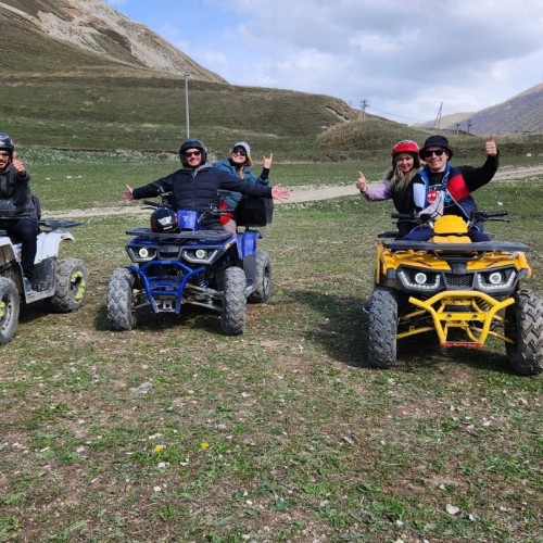 Выходные в Дагестане с местным жителем на джипе: топовые локации в мини-группе