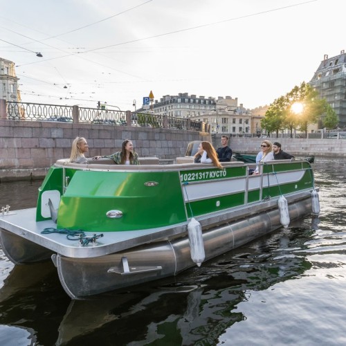 Северная Венеция — по малым рекам и каналам Петербурга