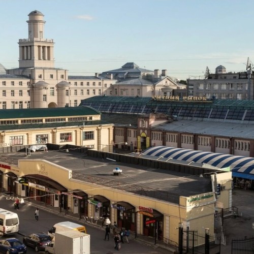 Сытная экскурсия по старейшему рынку Петербурга — с пирожками и чаепитием