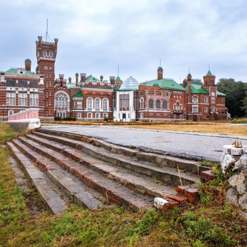 Выходные в Йошкар-Оле: набережная Брюгге, замок Амстердам и «Йошкина кошка»