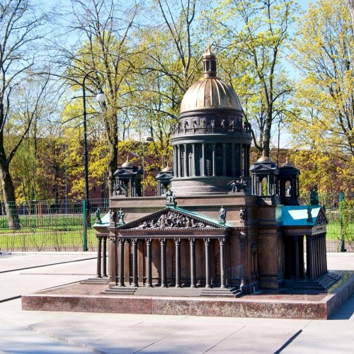 Три века Петроградки: от Питербурха до революции