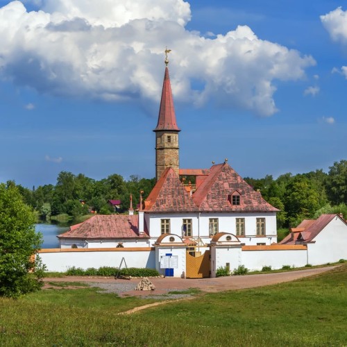 Прогулка по Гатчине: изумительные парки и Старый город