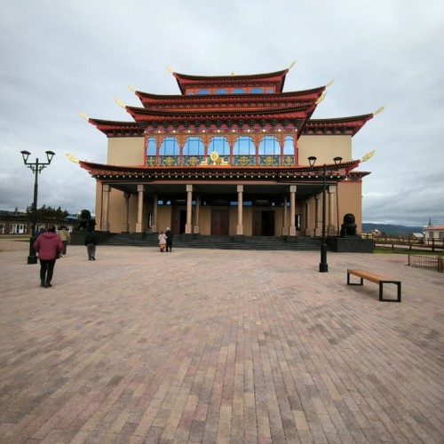 «Всё включено» на Байкале: экскурсии, водная прогулка, погружение в традиции и вкуснейшая кухня