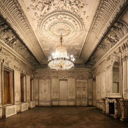 Особняк Брусницыных: дух былой роскоши