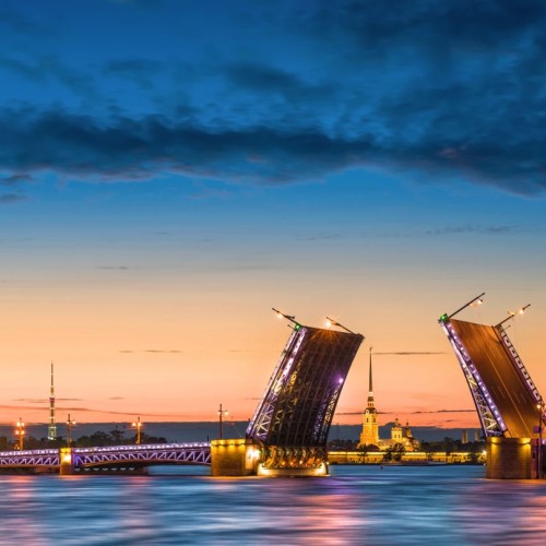 Путешествие на внедорожнике из Москвы в Петербург: только для вашей компании