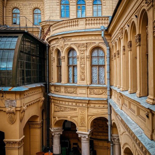 Групповая экскурсия по дворцу Великого князя Владимира Александровича