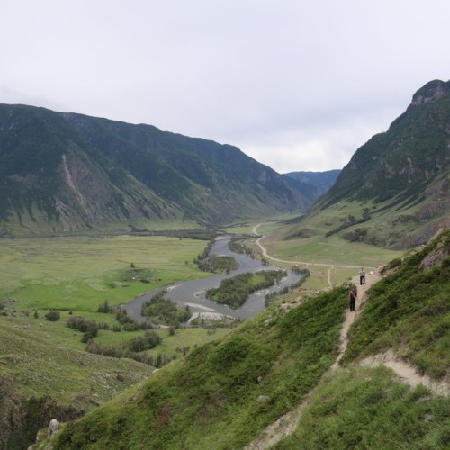 Золотое кольцо Алтая: долина Чулышман, Телецкое озеро и треккинг к труднодоступному водопаду