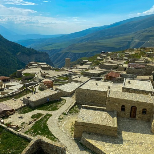 Впечатляющая Чечня в мини-группе: горы, озёра, современные мечети и средневековые башни