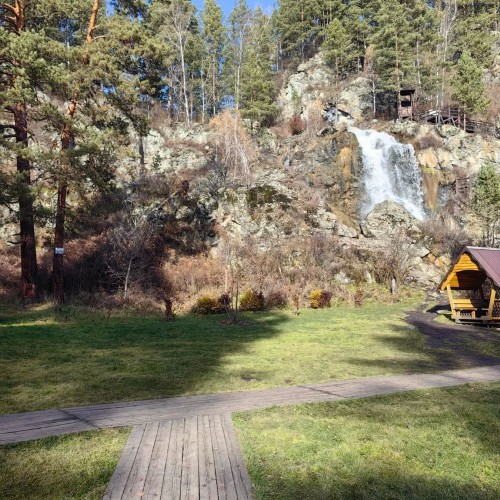 На моторафте — к Семинскому порогу и Камышлинскому водопаду