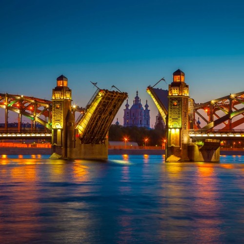 Продажная любовь или грех? О «порочном» Петербурге