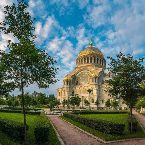 Кронштадт — война и мир