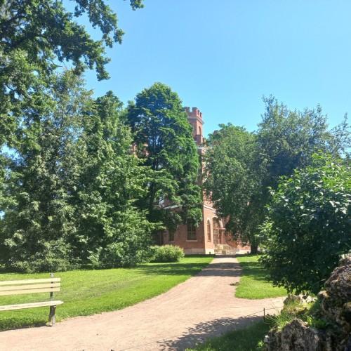 Из Петербурга — в Екатерининский парк