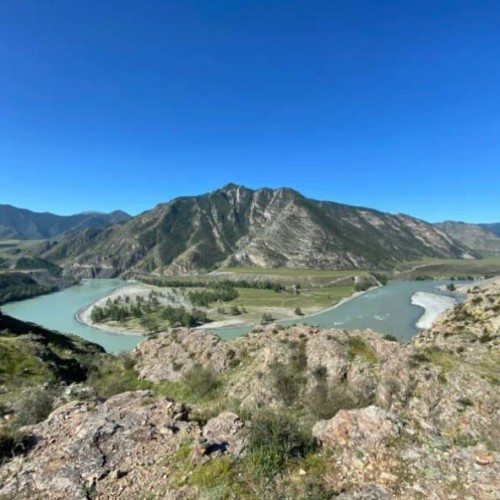 Алтайская кругосветка: на минивэне по кольцевому маршруту и топовым локациям