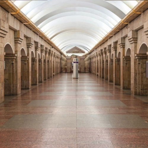 Мобильный квест в Петербурге «Цирк в метро: сбежавшие артисты»