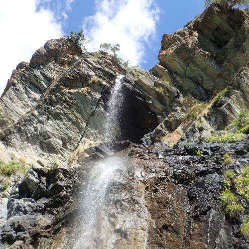 Треккинг-тур в Архыз с комфортом: прогулки в горах налегке с проживанием в гостевом доме