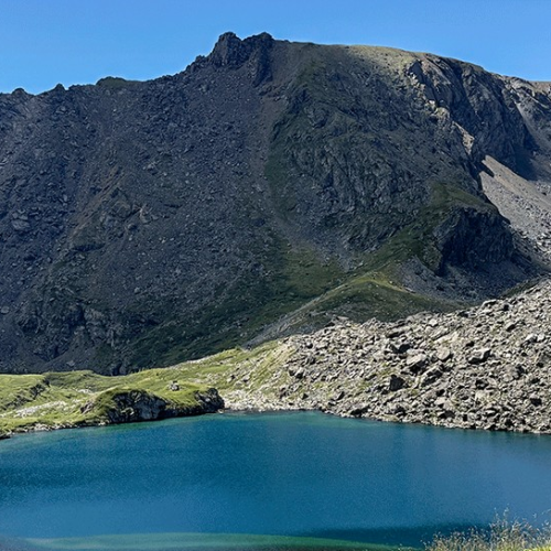К ледникам: треккинг налегке в ущелье Актру с проживанием на турбазе