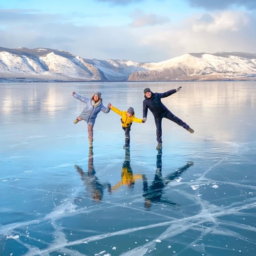 Персонально на джипах с тревел-фотографом без экскурсий: Ольхон и Огой в объятиях льда