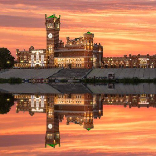 Выходные в Йошкар-Оле: набережная Брюгге, замок Амстердам и «Йошкина кошка»