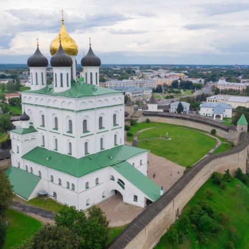 Кремль и святыни Пскова