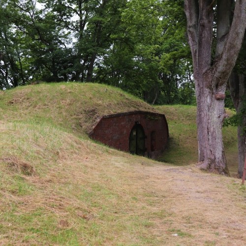 Вперёд в прошлое! Открываем тайны Калининграда через музеи, форты и бункер