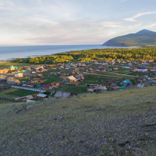 Активное путешествие на север Байкала с комфортом: прогулка на катере, рыбалка и природа