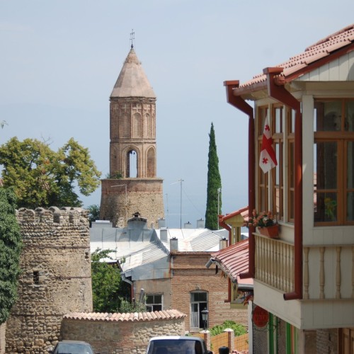 Неделя в окружении гор: башни Ингушетии, тёплая атмосфера Грузии и уют Владикавказа