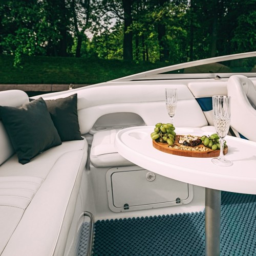 Петербург на воде: приватная прогулка на катере