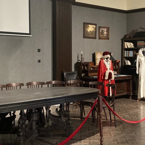 Экскурсия по киностудии «Ленфильм»