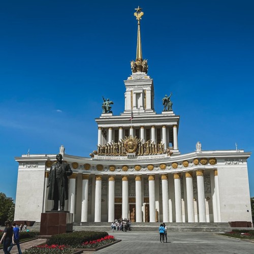 Большое путешествие по ВДНХ. Групповая экскурсия