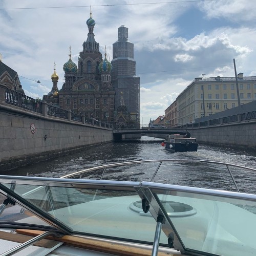 От центра до Финского залива: прогулка на катере